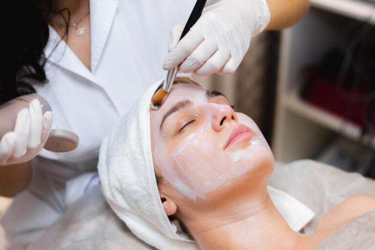 Can you Wear Makeup After a Chemical Peel?